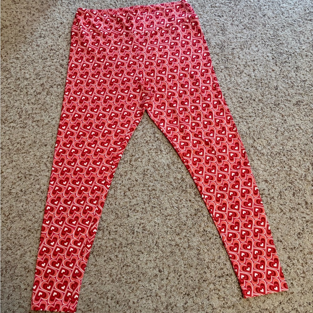 LuLaRoe Red and Pink Heart Pattern Leggings